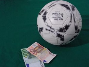21-calcio-e-soldi-300x225[1]