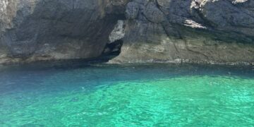 Favignana, cultura marinara e acqua cristallina